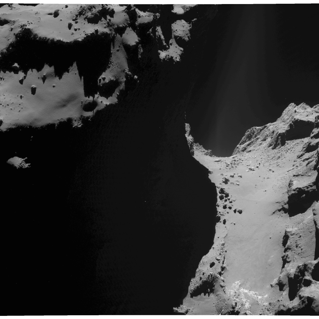 ESA_ROSETTA_OSIRIS_WAC_141020b